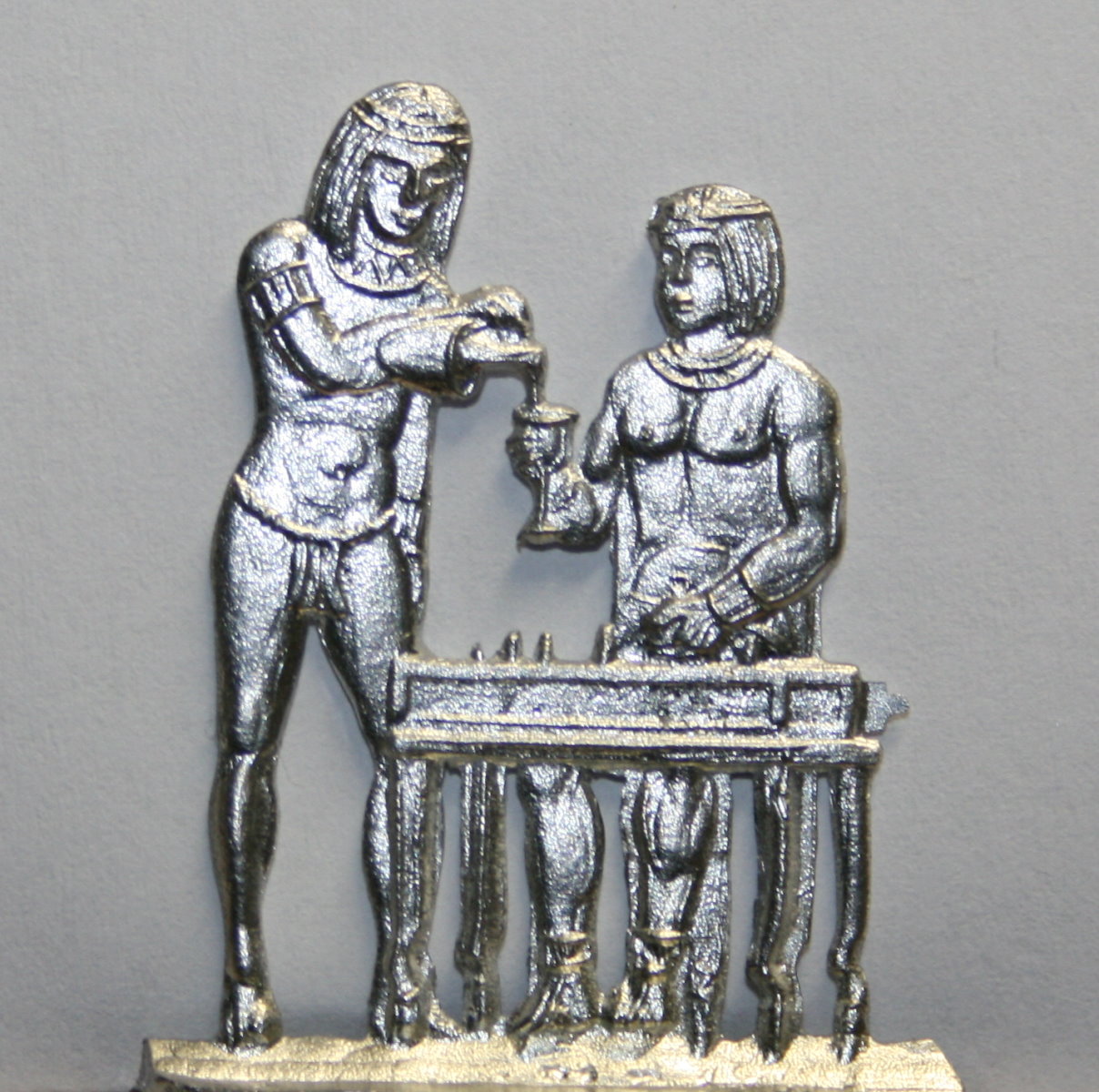 Der Pharao mit seiner Lieblingsfrau beim Brettspiel 1800-500 v.Ch.